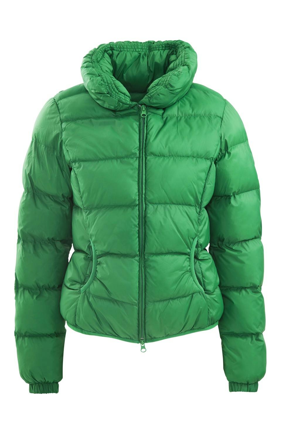 Grønn dunjakke fra Summum, kr 2799.